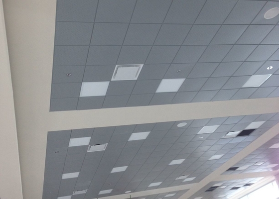 اللون الرمادي الصلب المجلفن يكمن في بلاط السقف 605 X 605mm للمطار